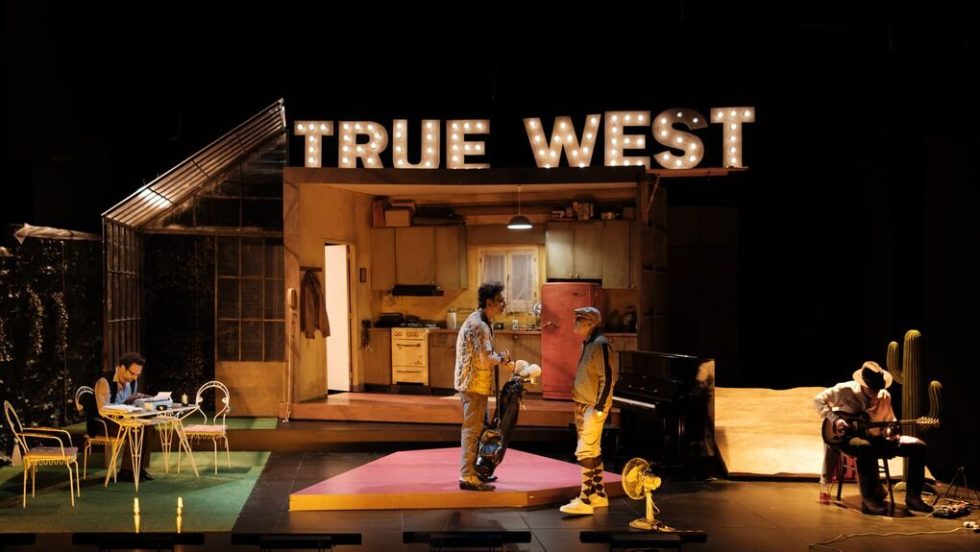 parastasi-true west